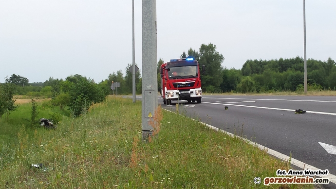 4/10 Zderzenie samochodu z motocyklem przy Kasprzaka