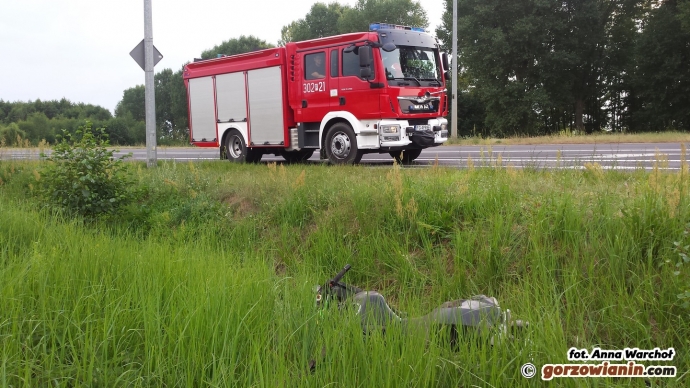 6/10 Zderzenie samochodu z motocyklem przy Kasprzaka