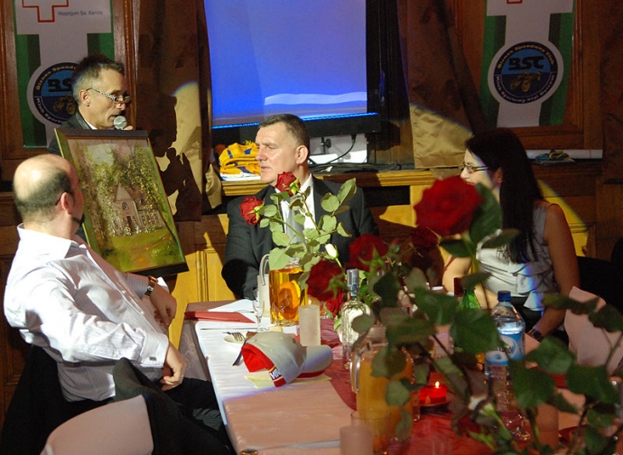 13/35 V Bal charytatywny