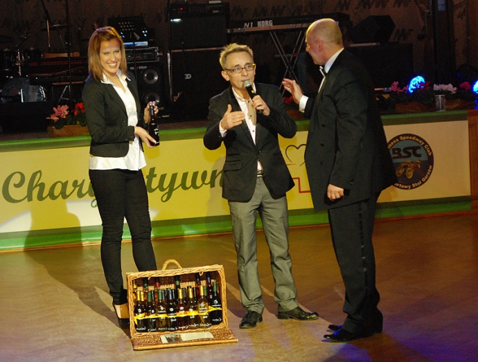 15/35 V Bal charytatywny