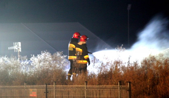 6/6 Pożar hałdy płyt przy Spiżowej