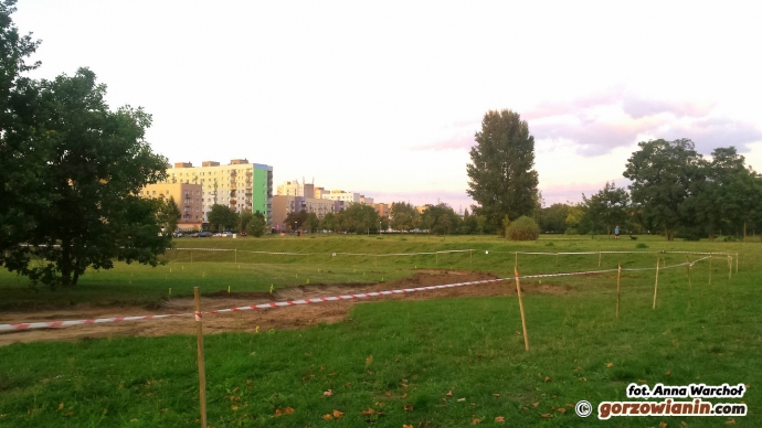 3/9 Ruszyła budowa placu zabaw w parku Górczyńskim