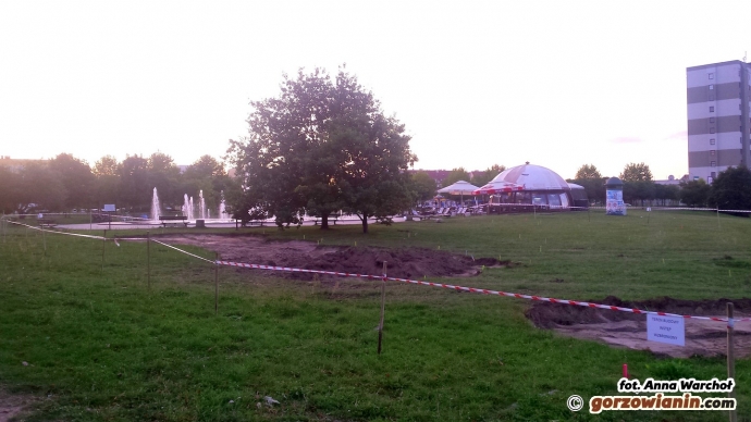 7/9 Ruszyła budowa placu zabaw w parku Górczyńskim