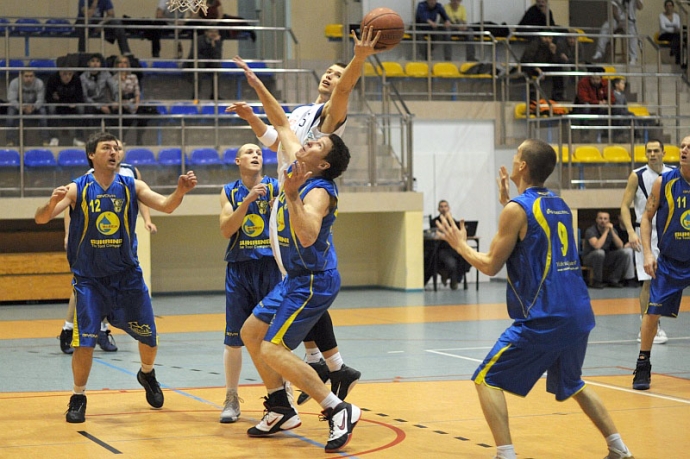 6/17 GKK Gorzów - Górnik Nowe Miasto Wałbrzych 76:80