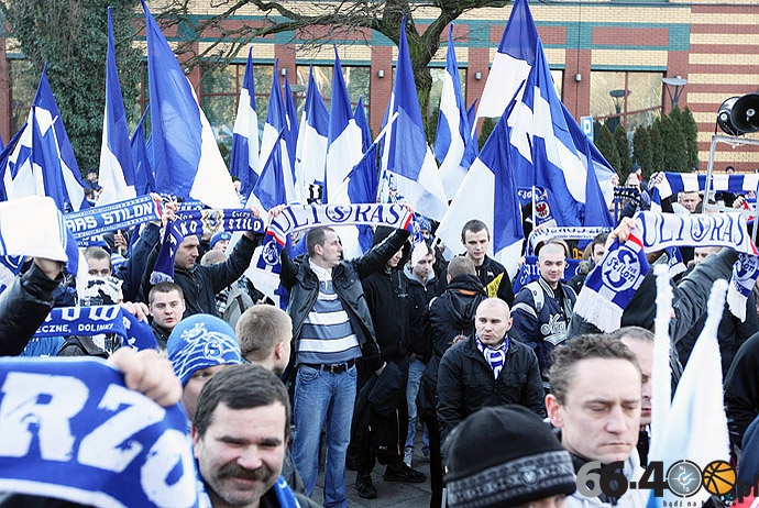 6/41 Przemarsz Kibiców