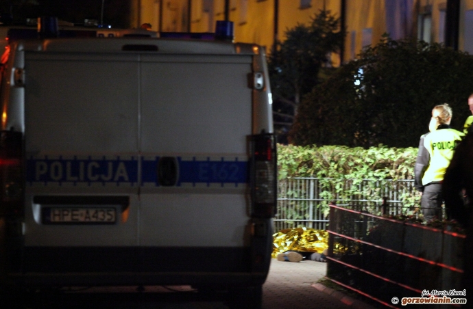 4/4 Skoczył z wieżowca przy Marcinkowskiego