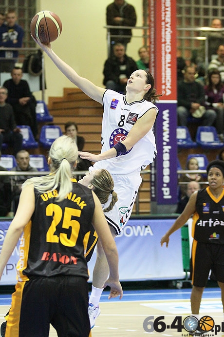 24/42 KSSSE AZS PWSZ Gorzów - Artego Bydgoszcz 68:54