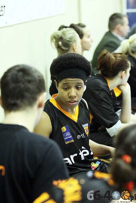 29/42 KSSSE AZS PWSZ Gorzów - Artego Bydgoszcz 68:54