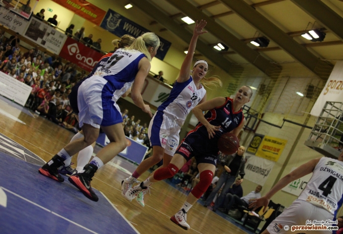 33/44 KSSSE AZS PWSZ Gorzów – Basket Gdynia 61:68