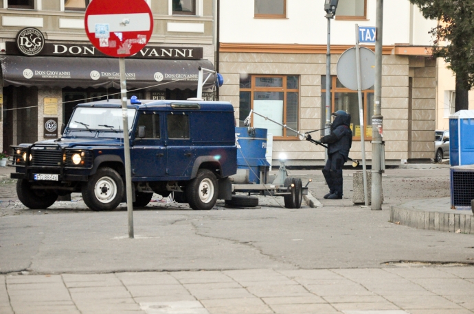 15/17 Na Pocztowej znaleziono granat