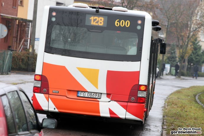 7/7 Ruszamy! 128 już kursuje!