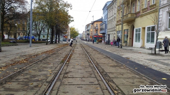 2/7 Z Chrobrego znikają krawężniki