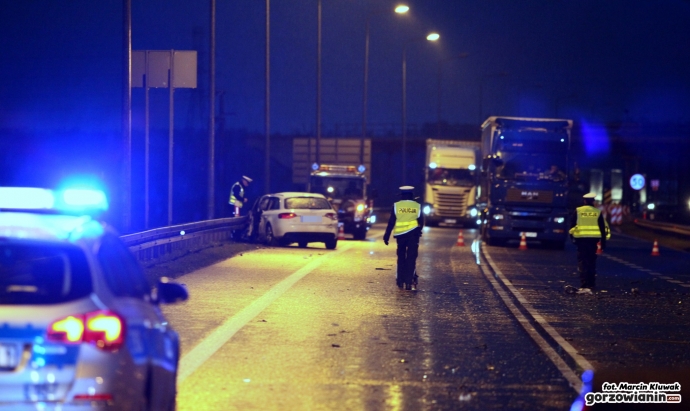 5/9 Czołówka audi i passata na S3