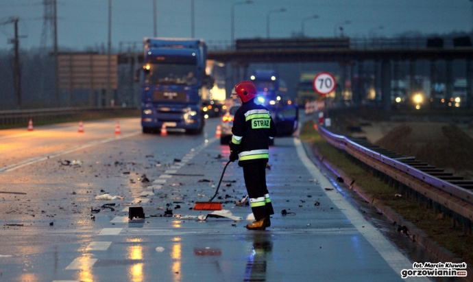 7/9 Czołówka audi i passata na S3