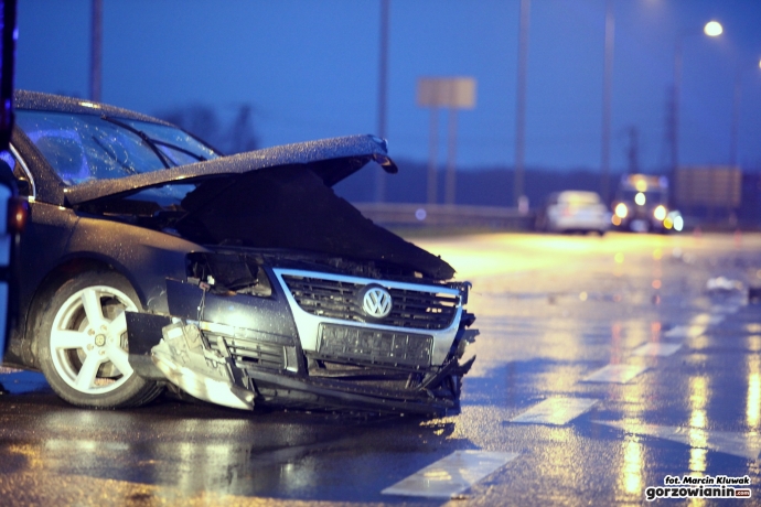 9/9 Czołówka audi i passata na S3