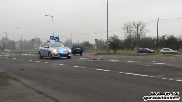 3/9 Zderzenie opla i audi na Kasprzaka