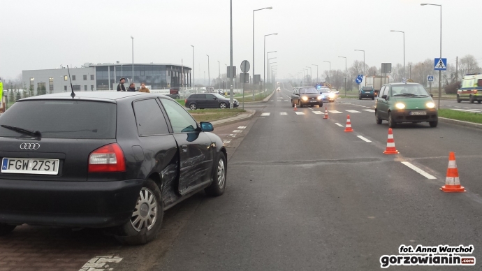 9/9 Zderzenie opla i audi na Kasprzaka