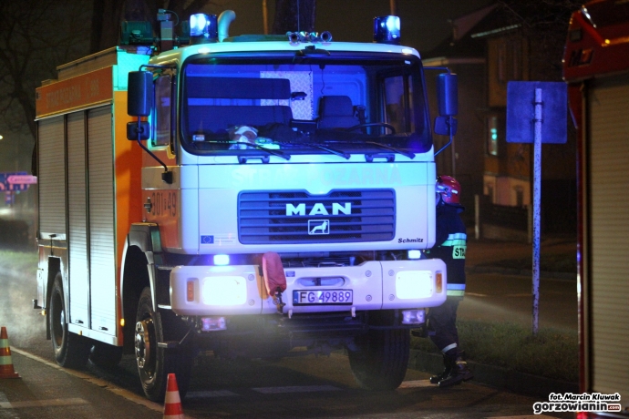 6/8 Zderzenie hyundaia i volkswagena na Konstytucji 3 Maja 