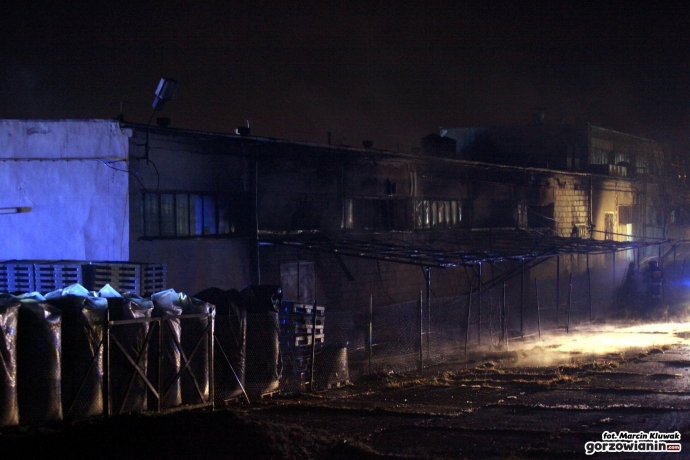 3/6 Pożar hali na Zawarciu