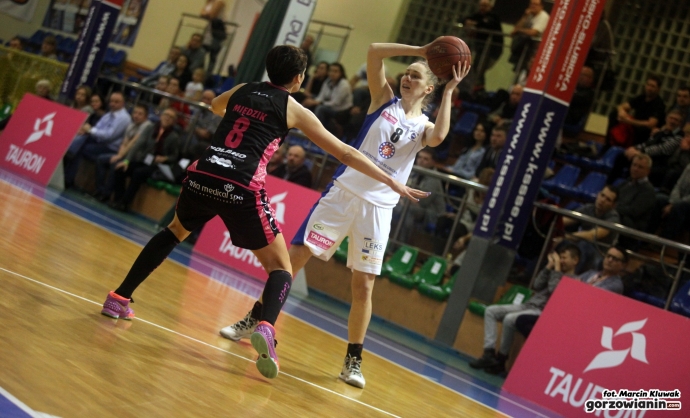 4/18 KSSSE AZS PWSZ Gorzów – Artego Bydgoszcz 65:71