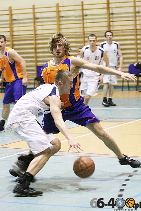 21/27 
GKK Gorzów - MKS Tytan Jawor 93:86