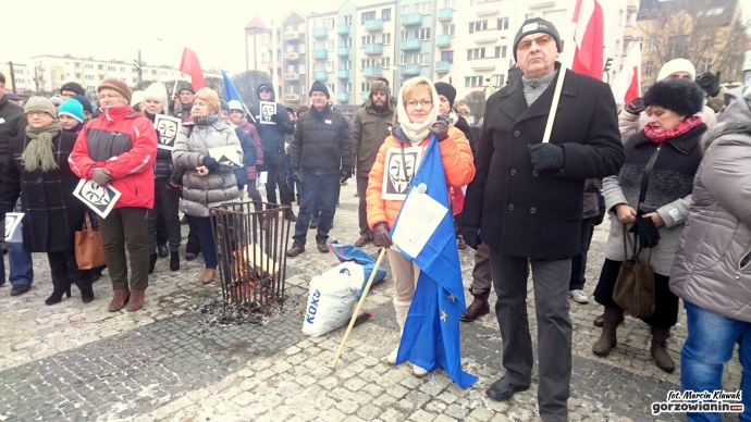 3/11 Druga manifestacja KOD w Gorzowie