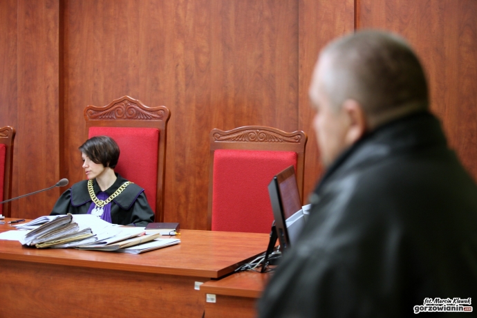 7/14 Oprawca Mejdej przed sądem