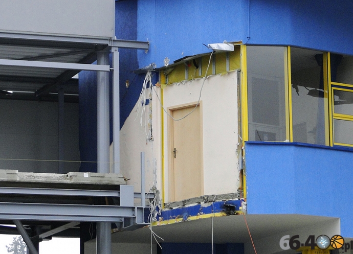 6/25 Przebudowa stadionu żużlowego - 31.01.2011r.