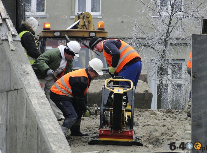 9/25 Przebudowa stadionu żużlowego - 31.01.2011r.