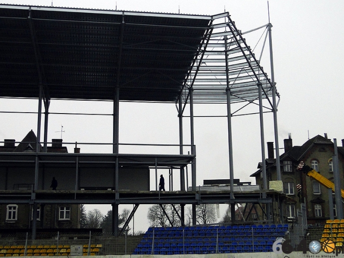 10/25 Przebudowa stadionu żużlowego - 31.01.2011r.