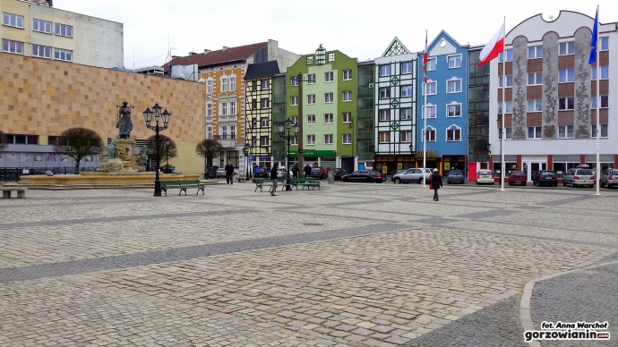 5/6 Bimba i Śfinster w centrum