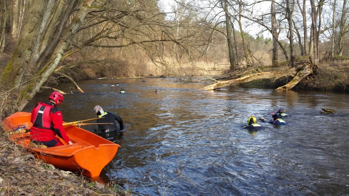 5/6 Spływ płetwonurków 