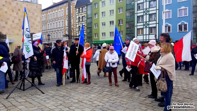 8/14 Demonstracja KOD w Gorzowie