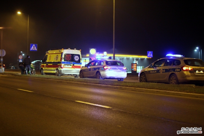 3/4 Skuterem uderzył w znak