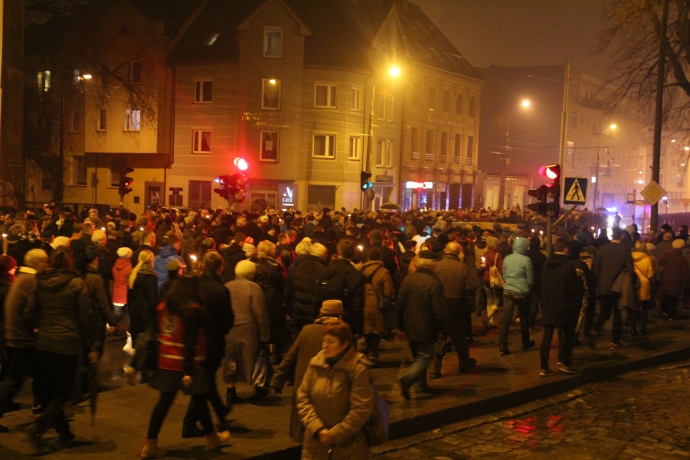 12/13 25.03. 2016 Droga Krzyżowa w centrum Gorzowa