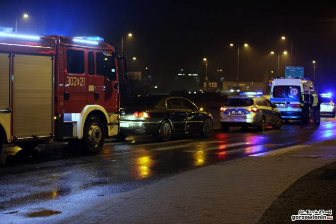 4/5 Wypadek na rondzie Kasprzaka 