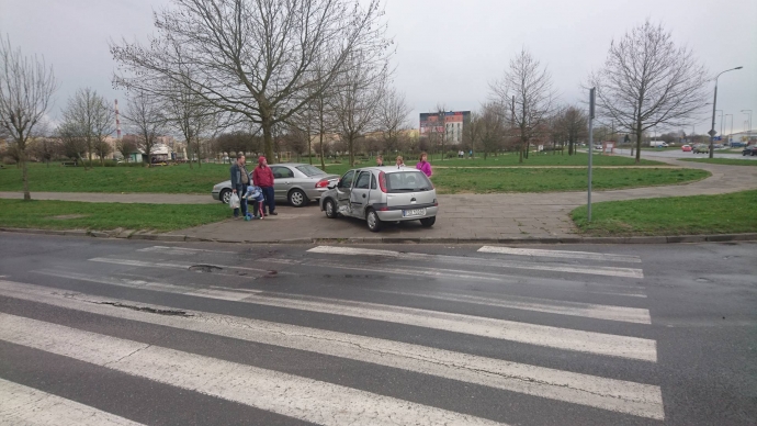 5/5 Wypadek trzech aut na Okulickiego