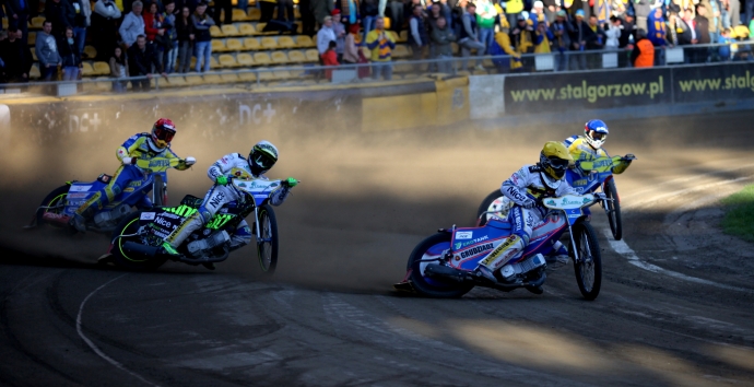 6/9 Stal mocna na własnym torze 