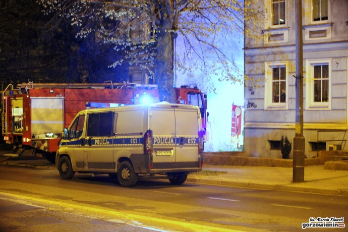 4/4 Terenówka spłonęła w garażu przy Kosynierów Gdyńskich 