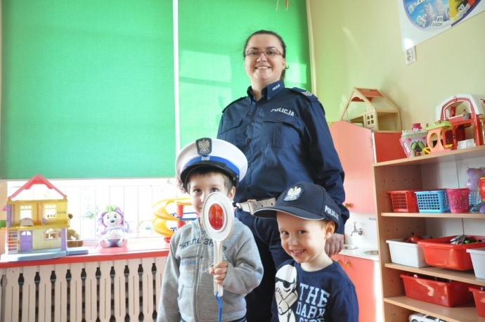 3/9 „Kaski, paski i odblaski”. Spotkanie w przedszkolu 