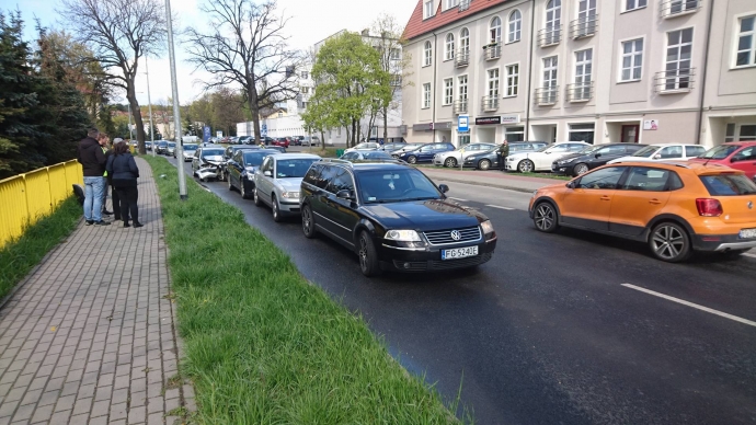 6/6 Zderzenie pięciu aut na Wyszyńskiego