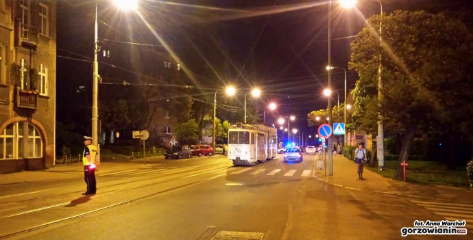 5/6 Na Sikorskiego zerwało trakcję tramwajową