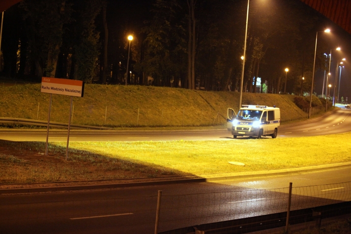 6/6 Mężczyzna skoczył z wiaduktu w Parku Kopernika