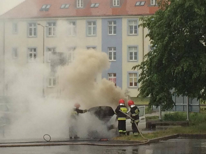 13/19 Z dużej chmury mała burza