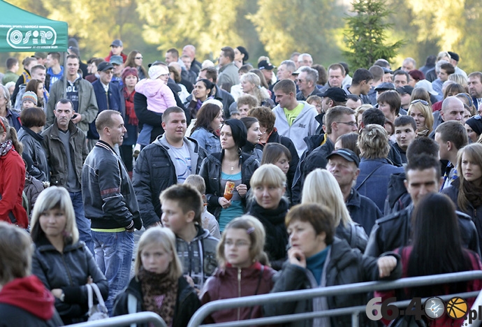 3/40 Powitanie Tomasza Golloba - Indywidualnego Mistrza Świata 2010