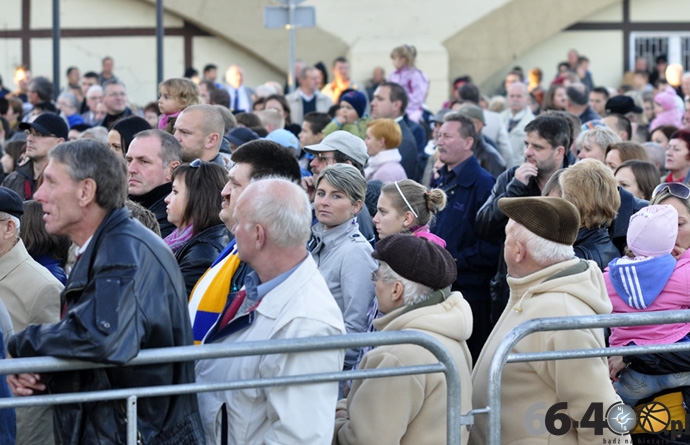 5/40 Powitanie Tomasza Golloba - Indywidualnego Mistrza Świata 2010