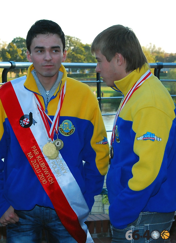 8/40 Powitanie Tomasza Golloba - Indywidualnego Mistrza Świata 2010