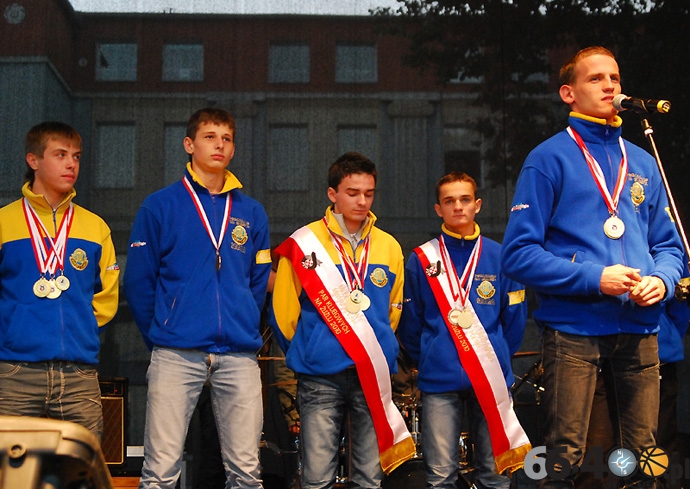 14/40 Powitanie Tomasza Golloba - Indywidualnego Mistrza Świata 2010