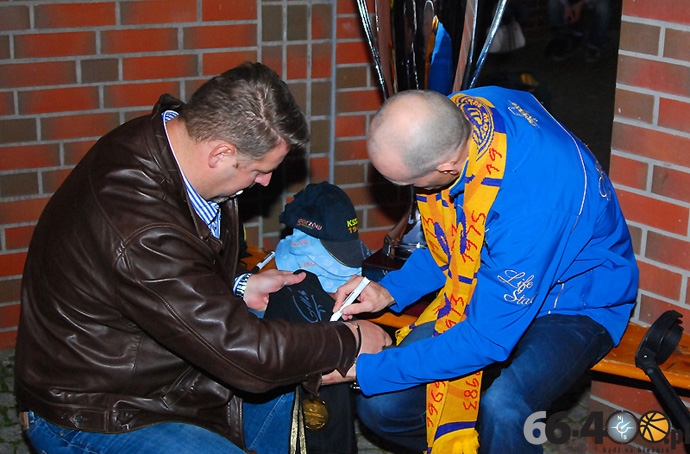 32/40 Powitanie Tomasza Golloba - Indywidualnego Mistrza Świata 2010