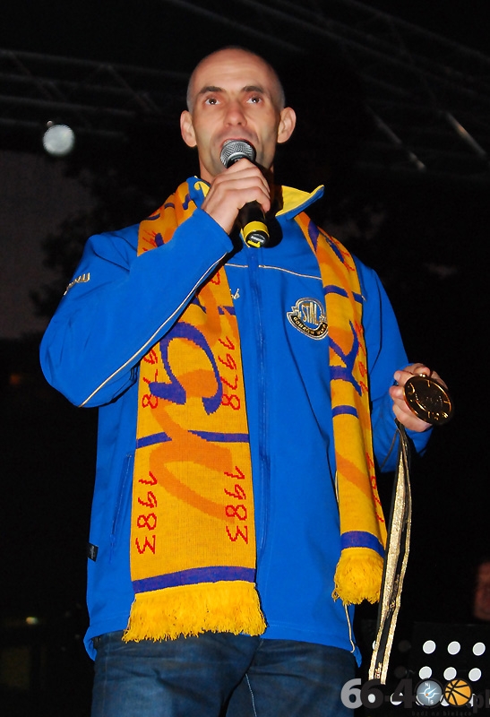 36/40 Powitanie Tomasza Golloba - Indywidualnego Mistrza Świata 2010